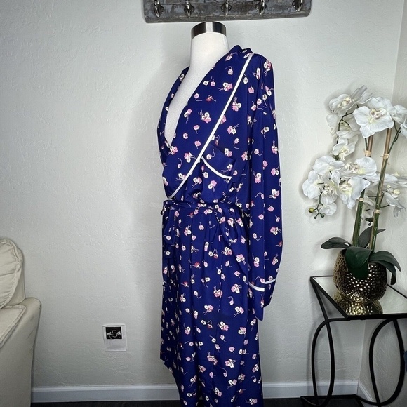 Vintage Natori II blue rose pattern robe - Picture 4 of 5